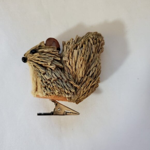 Squirrel Clip Ornaments – Made with Natural Fibers – Set of (4) - Picture 3 of 11